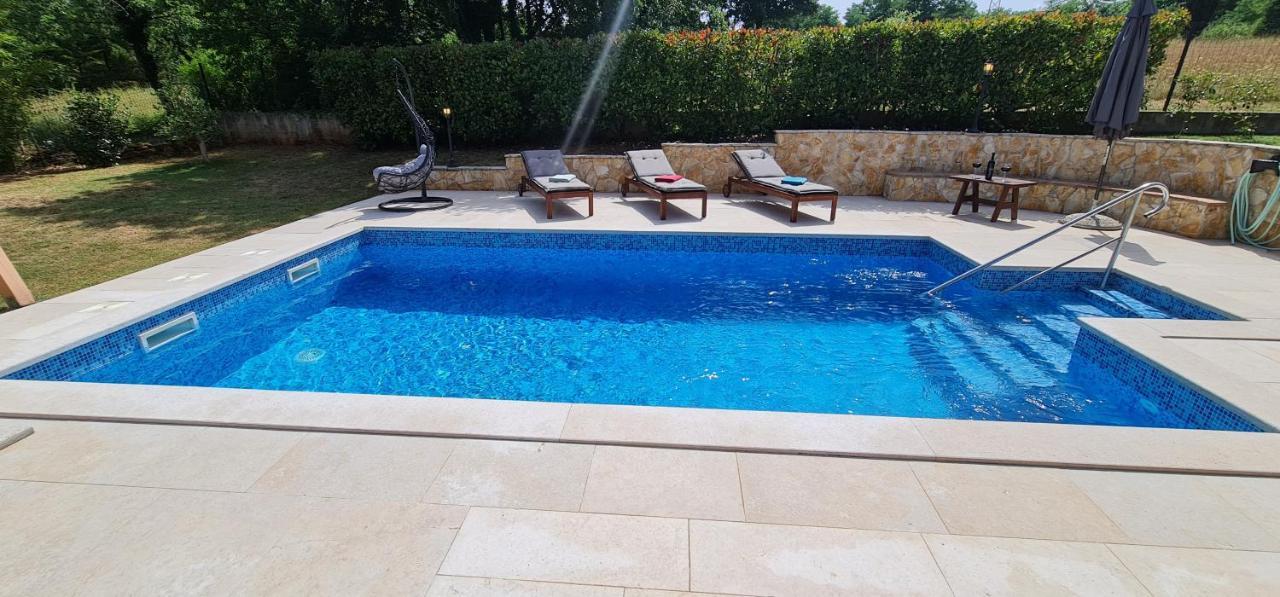 Sunny Garden Villa With Pool Loborika ภายนอก รูปภาพ